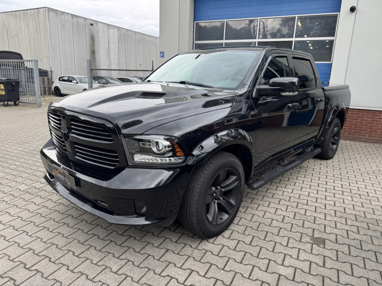 Dodge Ram 1500 - 5.7 V8 4x4 CC 5'7 Li *Vol Opties* Orig. NL* - AutoWereld.nl
