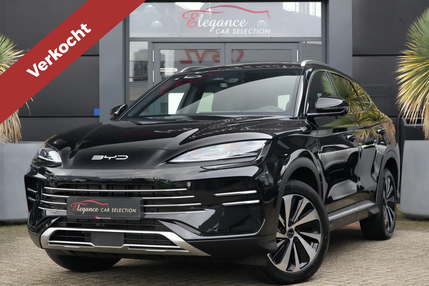 BYD Seal U - 1.5 DM-i PHEV Boost | 218 PK | Pano | HUD | 360° BYD SEAL U 1.5 DM-i PHEV Boost met 218 PK - AutoWereld.nl