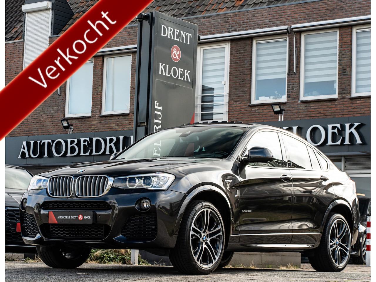BMW X4 - xDrive28i High Exe M-Sport ORG NL PANO HUD ELEK TREKHAAK ELEK STOEL CAMERA 20 INCH - AutoWereld.nl