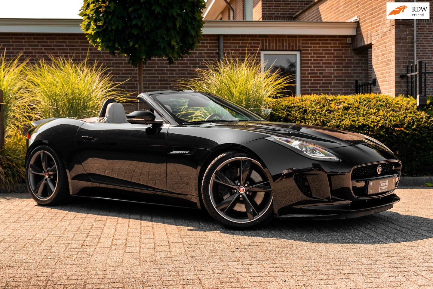 Jaguar F-type - 3.0 V6 S Convertible AWD 380 PK Aut. Meridian Schaalstoelen Sportuitlaat 20'' - AutoWereld.nl