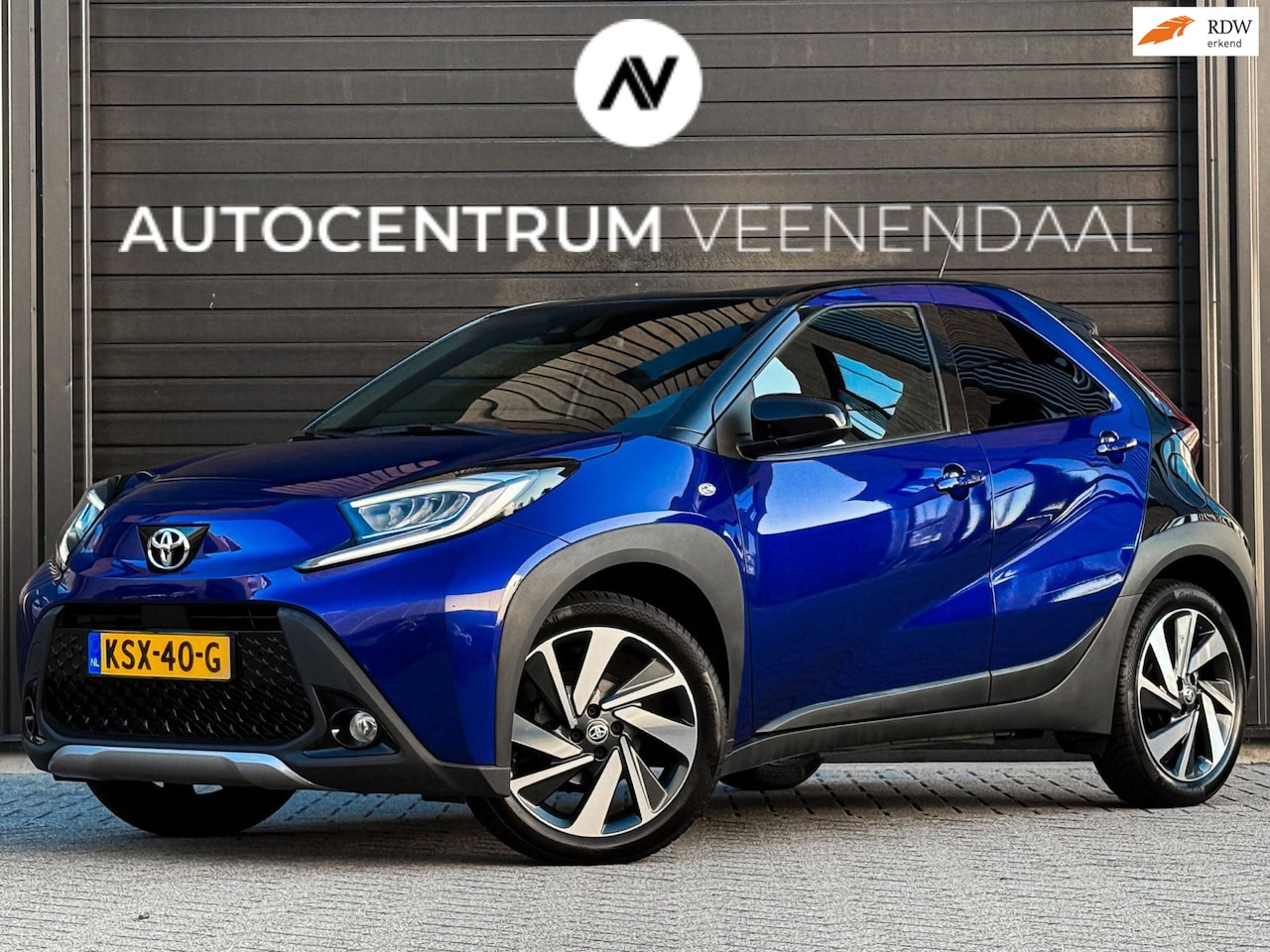 Toyota Aygo X - 1.0 VVT-i S-CVT Premium AUTOMAAT CARPLAY/ACC/CAMERA/PDC RONDOM/18'' VELGEN - AutoWereld.nl