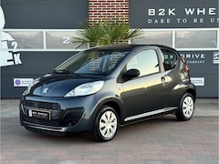 Peugeot 107 - 1.0 Access Accent | Uniek lage km stand | NAP | 1e eigenaar | Dealer onderhoud | Airco | R