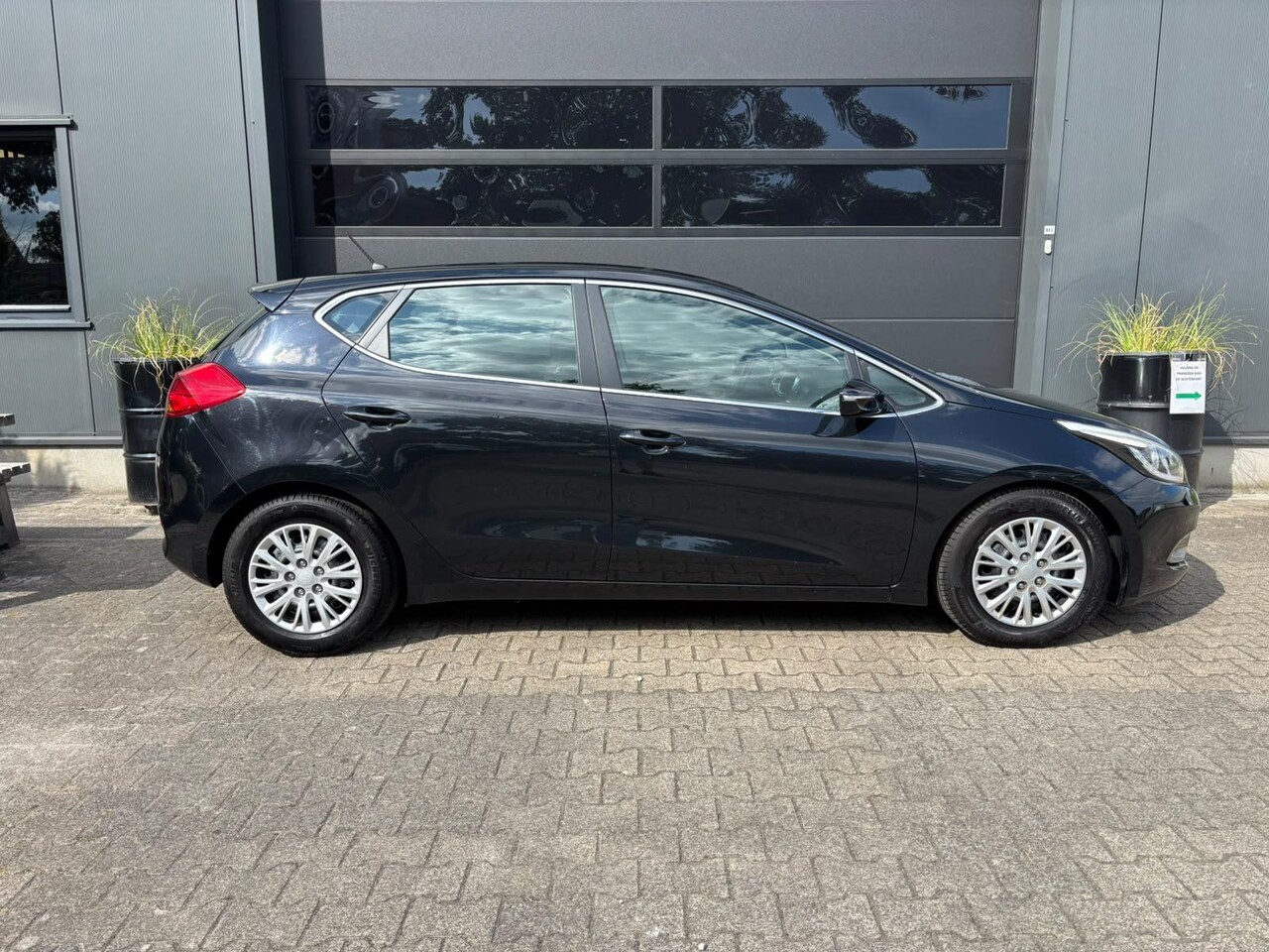 Kia Cee'd - 1.6 GDI 20th Anniversary Airco/ Cruise Control/ Navigatie!!