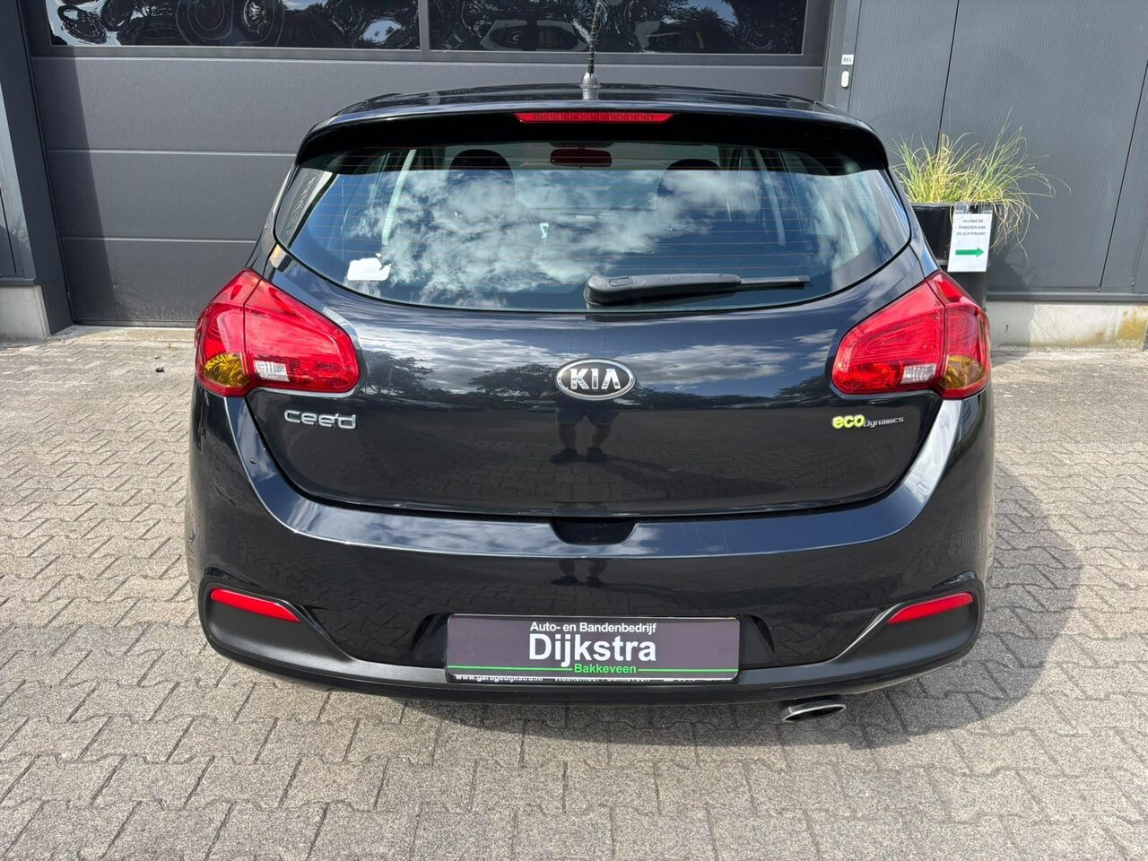 Kia Cee'd - 1.6 GDI 20th Anniversary Airco/ Cruise Control/ Navigatie!!