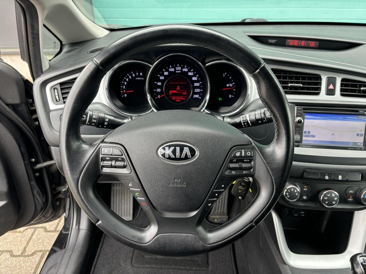 Kia Cee'd - 1.6 GDI 20th Anniversary Airco/ Cruise Control/ Navigatie!!