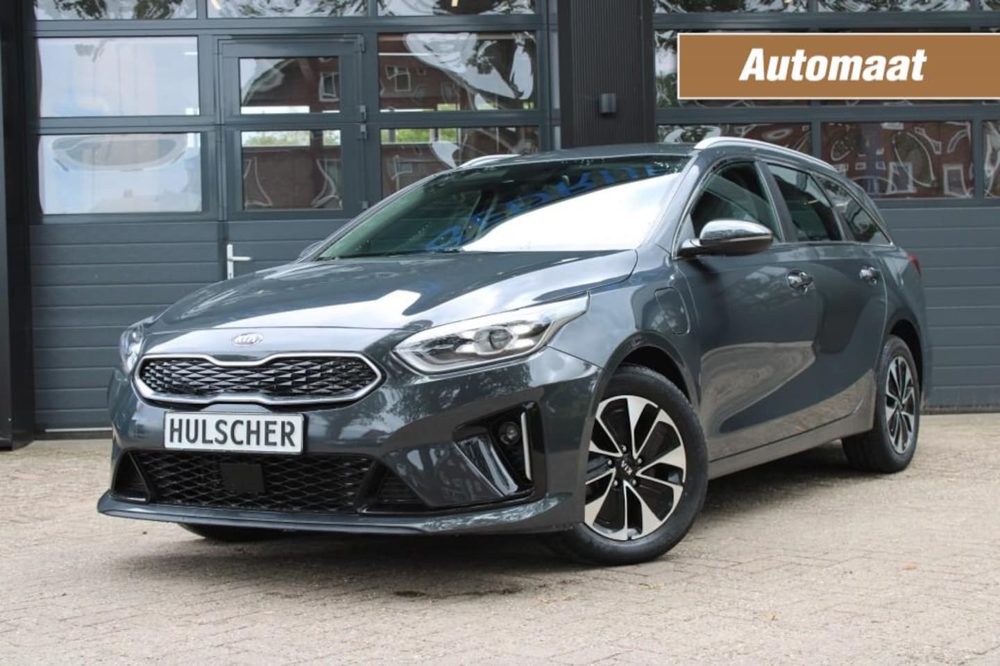 Kia Cee'd - 1.6 GDI PHEV DYN+L. Stoel en stuurverwarming - AutoWereld.nl