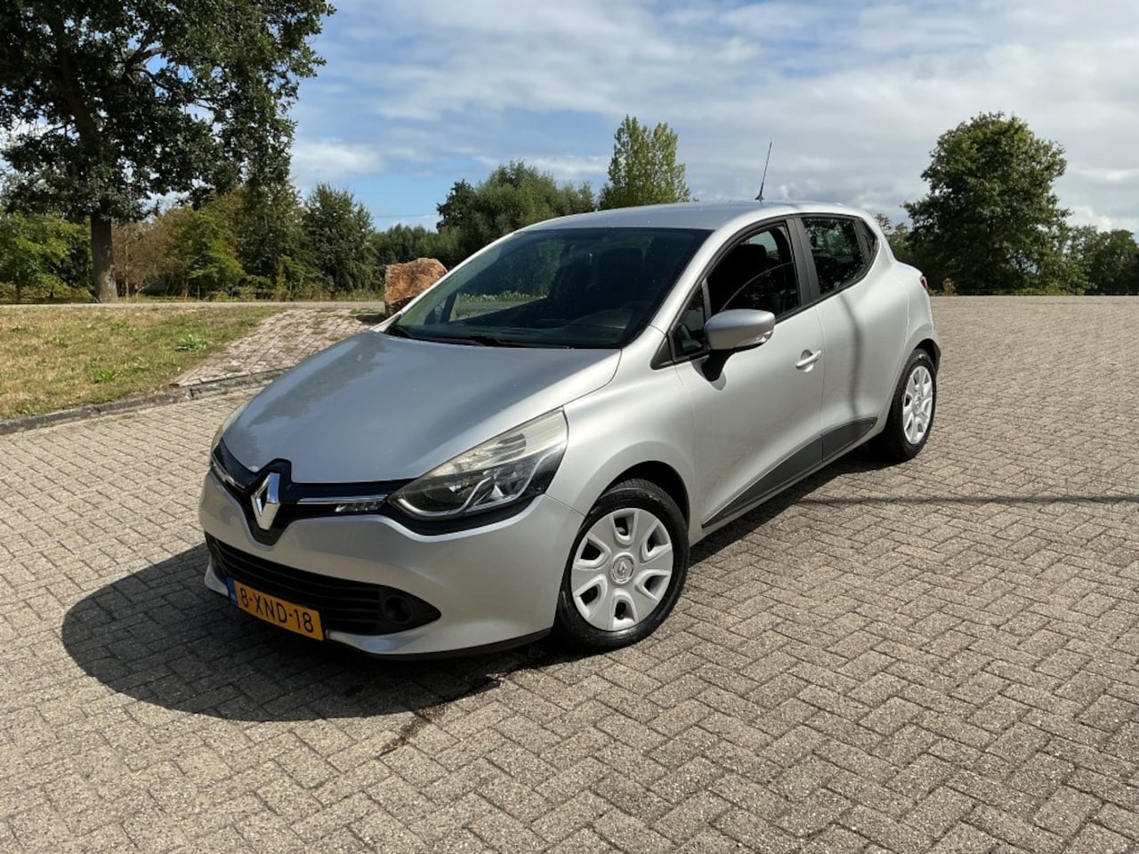 Renault Clio - 0.9 TCe Expression 0.9 TCE EXPRESSION - AutoWereld.nl