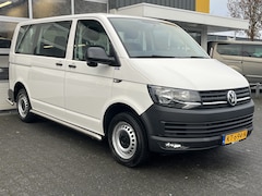 Volkswagen Transporter Kombi - 8 persoons 2.0 TDI 150 pk DSG Automaat L1H1 BTW en BPM vrij Airco Cruise control Trekhaak