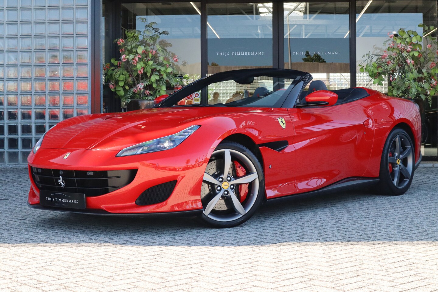 Ferrari Portofino - 3.9 V8 HELE | Carbon in/ex, Passenger display, JBL, Elektrisch verst. Daytona stoelen, Sto - AutoWereld.nl
