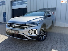 Volkswagen T-Roc - 1.5 TSI Style / Airco / Navi / Massage stoelen / Adaptive Cruise control / Keyless Entree