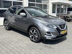 Nissan Qashqai - 1.3 DIG-T Tekna Airco Cruise controle Lederbekleding Navigatiesysteem 360°camera Panoramad