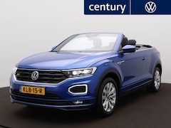 Volkswagen T-Roc Cabrio - 1.5 TSI R-Line Automaat / Camera / Dodehoek sensoren / Stoel/stuurverwarming /