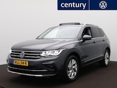 Volkswagen Tiguan - 1.4 TSI eHybrid R-Line Business+ | Panodak | Zwenkbare-trekhaak | Navi | Adap. cruise | PD