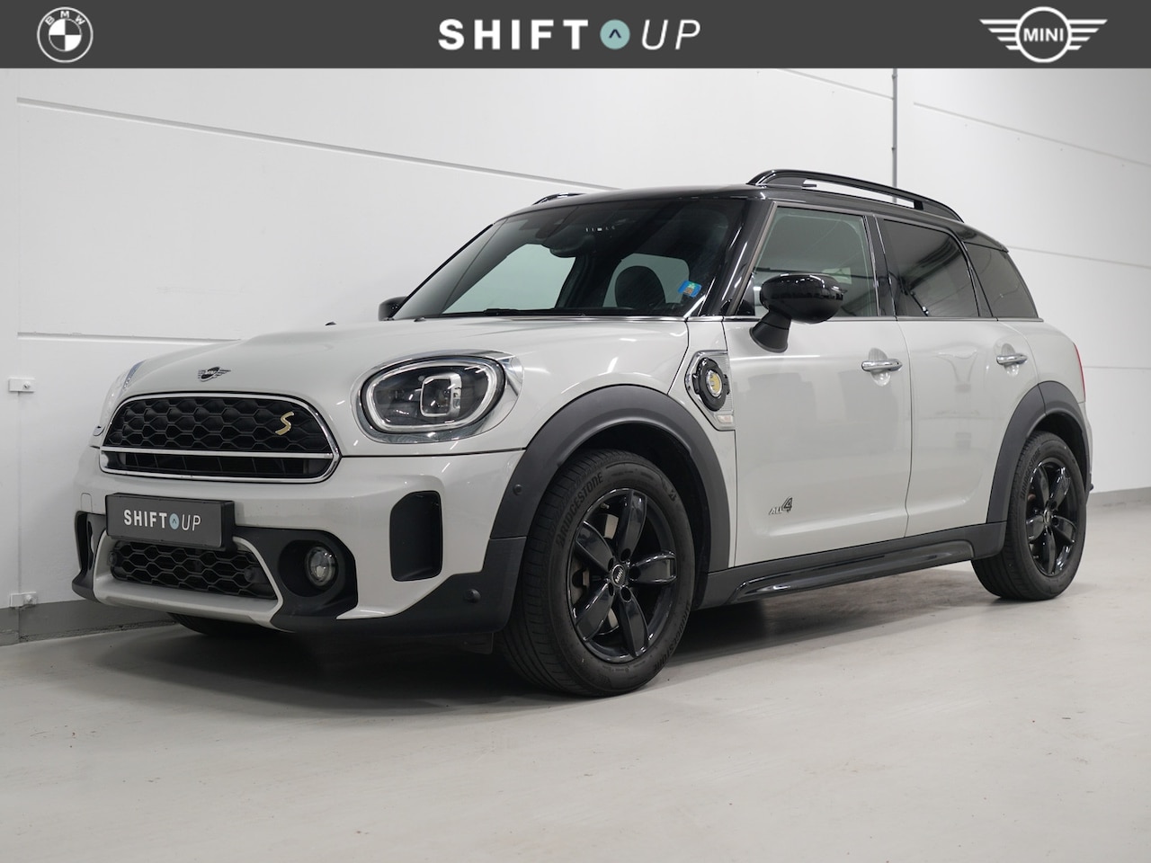 MINI Countryman - 1.5 Cooper S E ALL4 Panoramadak | Harman Kardon | ACC | Head Up - AutoWereld.nl
