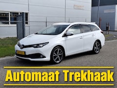 Toyota Auris Touring Sports - 1.2T Automaat , Trekhaak , Navi