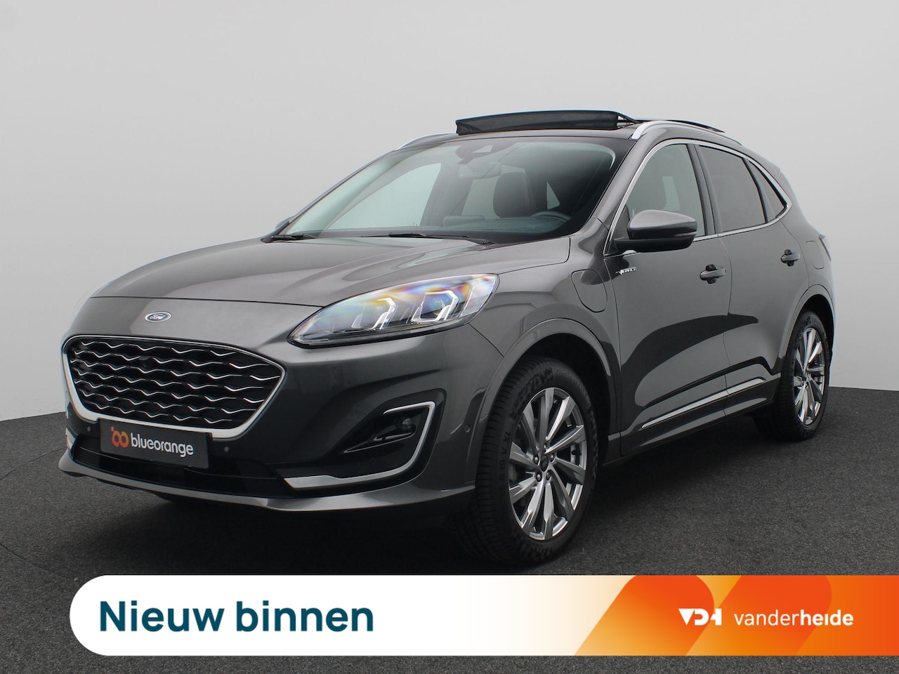 Ford Kuga - 2.5 PHEV Vignale 224PK Aut. SOH 100%, Panoramadak, Trekhaak, Keyless, Head-Up Display, 19" - AutoWereld.nl