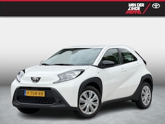 Toyota Aygo X - 1.0 VVT-i MT Play Airco Camera Cruise