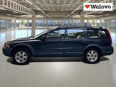 Volvo XC70 - 2.4 T Comfort Line Schuifdak, Koude airco, Leder