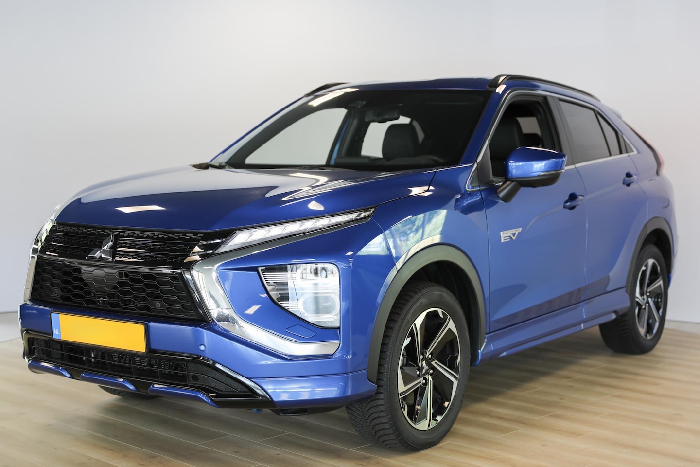 Mitsubishi Eclipse Cross - 2.4 PHEV Executive | 360 Camera | Cruise Adaptief | Apple Carplay - AutoWereld.nl