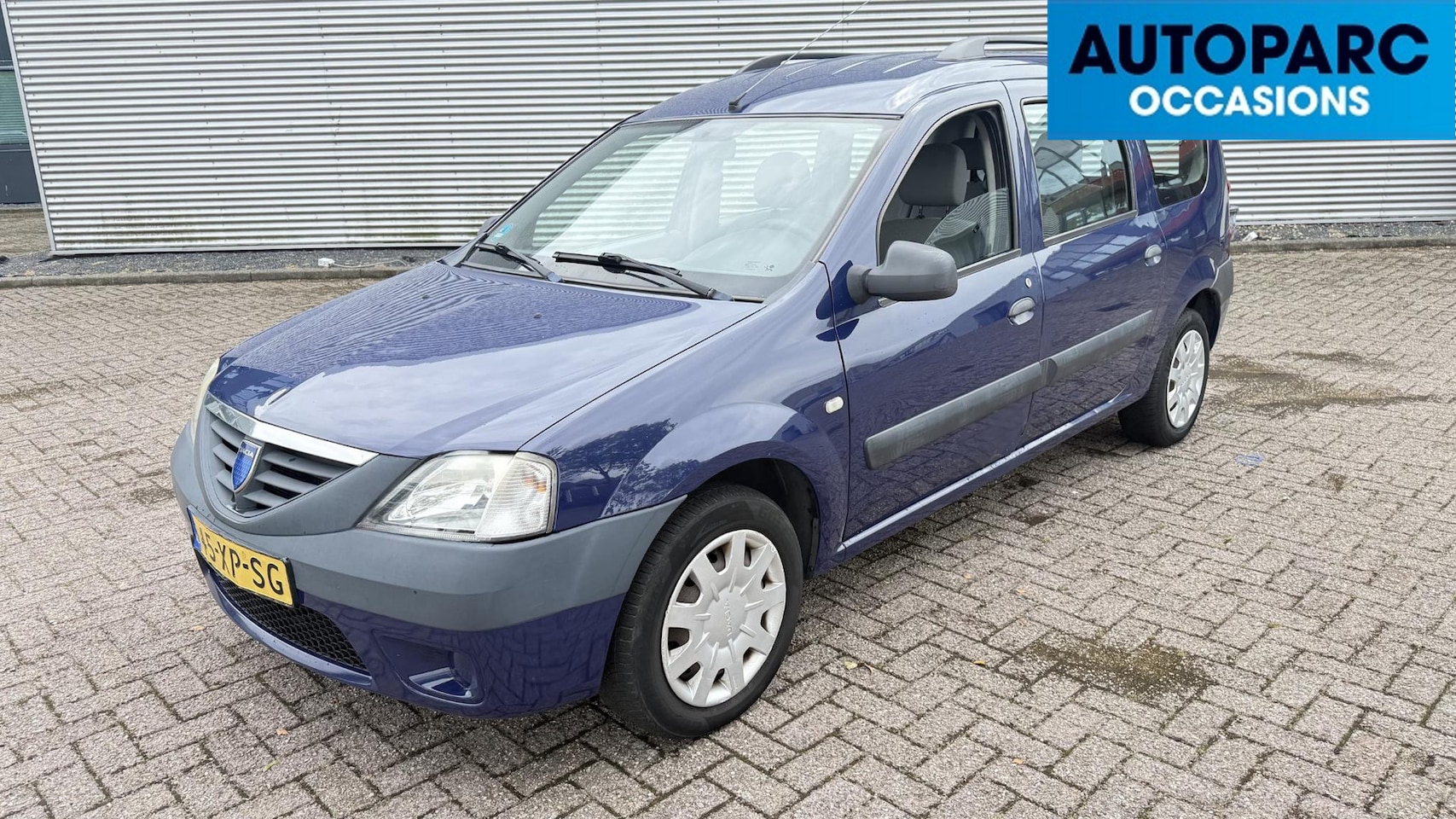Dacia Logan MCV - 1.4 Ambiance 1.4 Ambiance , AIRCO, ZEER VEEL RUIMTE, ELECTR, DISTRIBUTIE RECENT VERVANGEN, RIJDT GOED, - AutoWereld.nl