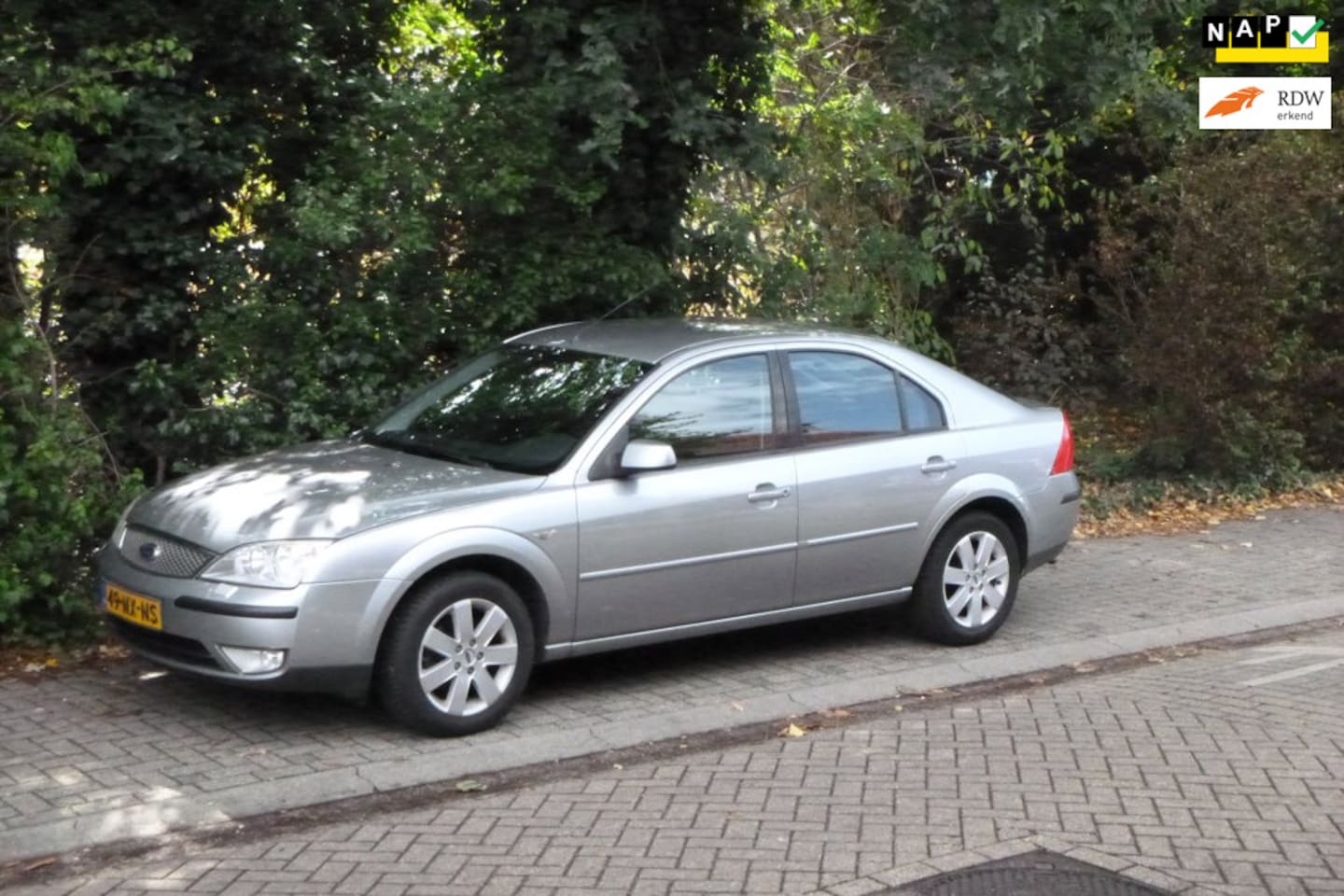 Ford Mondeo - 1.8-16V First Edition AIRCO TREKHAAK NWE APK - AutoWereld.nl