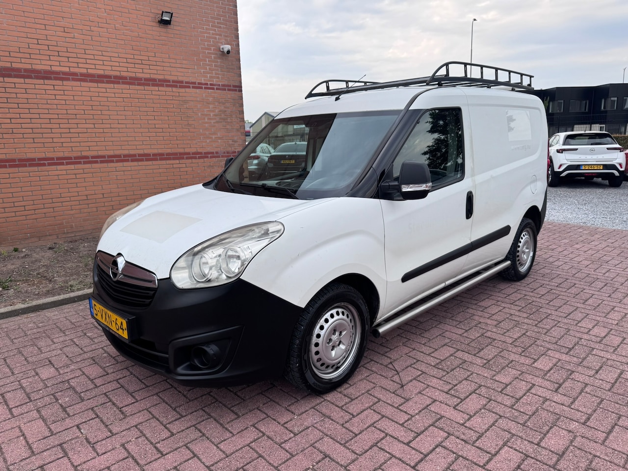 Opel Combo - 1.4 CNG L1H1 ecoFLEX 1.4 CNG L1H1 ecoFLEX, Benzine, Aardgas, Imperiaal, Inbouw, Airco - AutoWereld.nl
