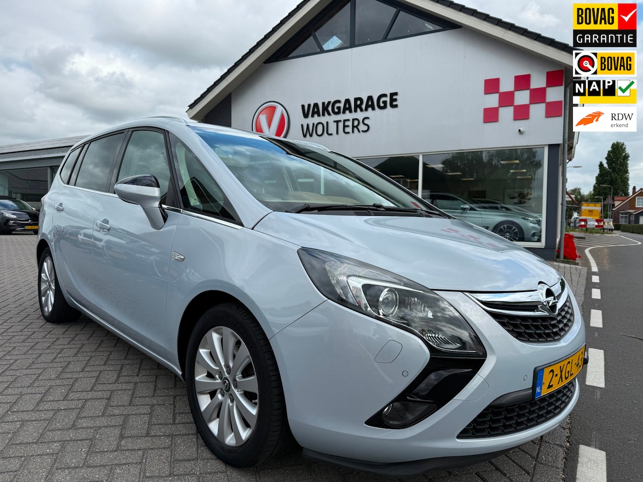 Opel Zafira Tourer - 1.4 Cosmo 7p. RIJKLAARPRIJS! - AutoWereld.nl