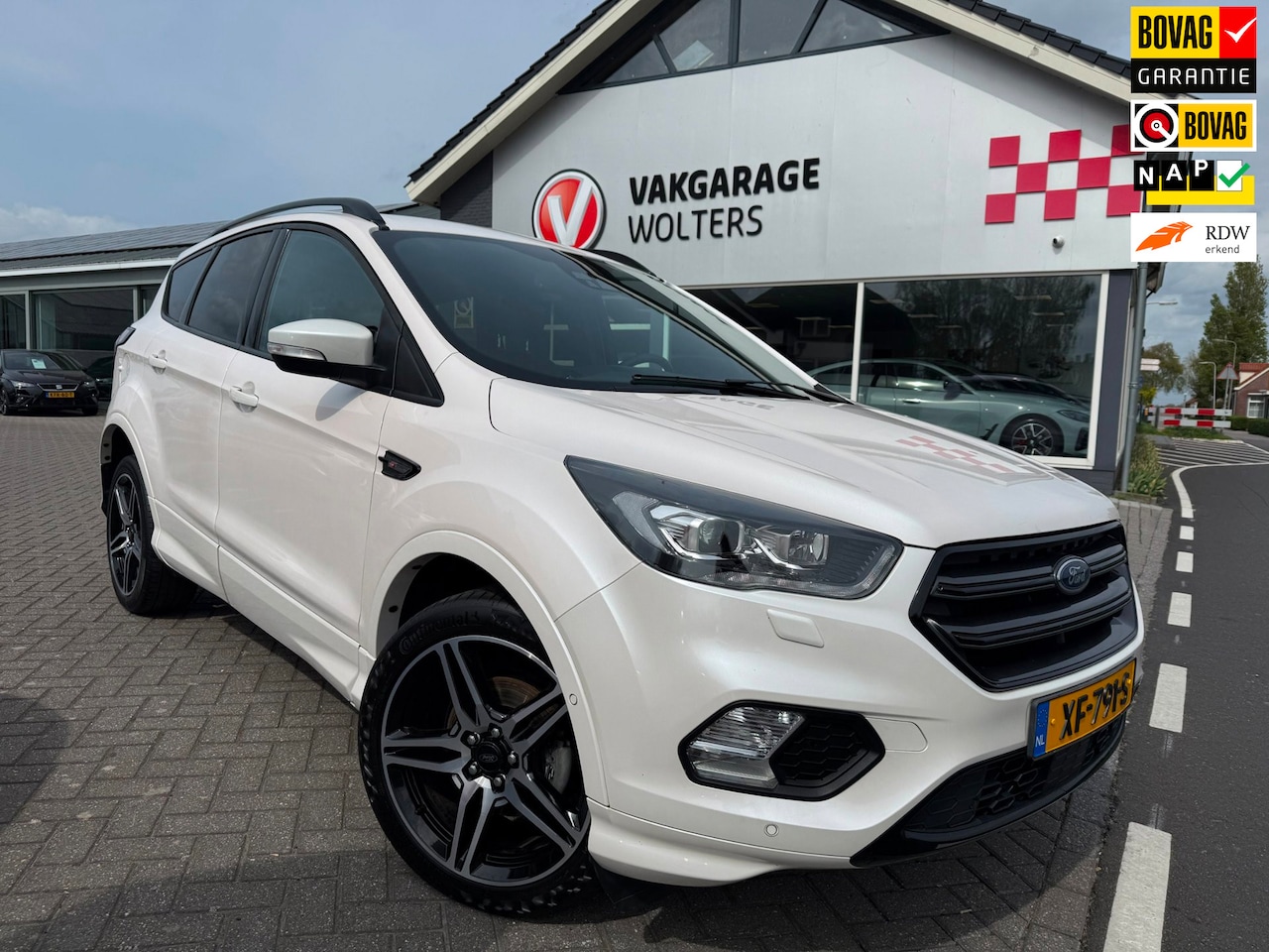 Ford Kuga - 1.5 EcoBoost ST Line RIJKLAARPRIJS! - AutoWereld.nl