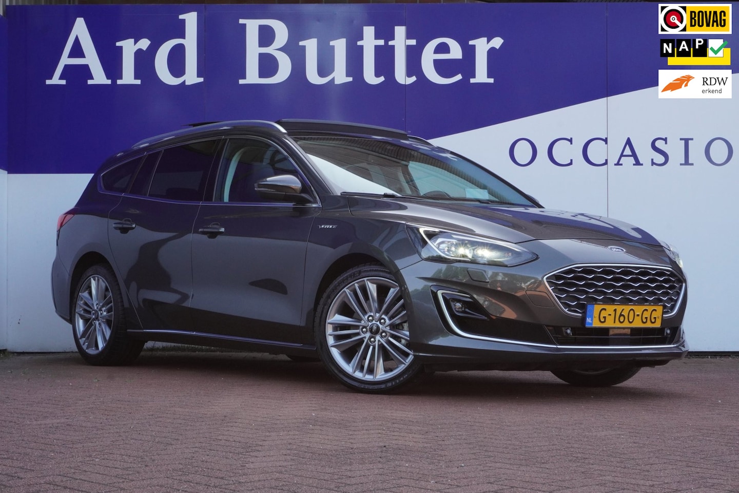 Ford Focus Wagon - 1.5 EcoBoost 150PK Vignale+Led+Volleder+Navigatie+Pano-dak+Camera+BO-Sound+18"LMV = ORIG/N - AutoWereld.nl