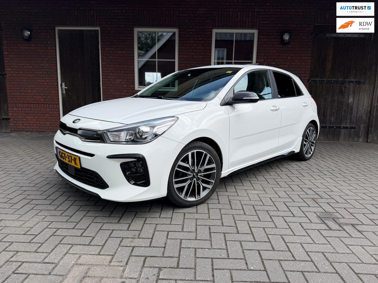 Kia Rio - 1.0 TGDI GT-Line | 120pk| Schuifdak| Camera - AutoWereld.nl
