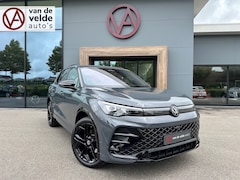 Volkswagen Tiguan - 1.5 eHybrid R-Line | Black line | 360 Camera | 20 Inch | Trekhaak | Dode hoek | IQ light |