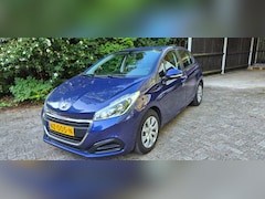 Peugeot 208 - 1.6 BlueHDi Blue Lease Nieuwe remblokken/schijven voor, trekhaak, navi, APK aug 2027