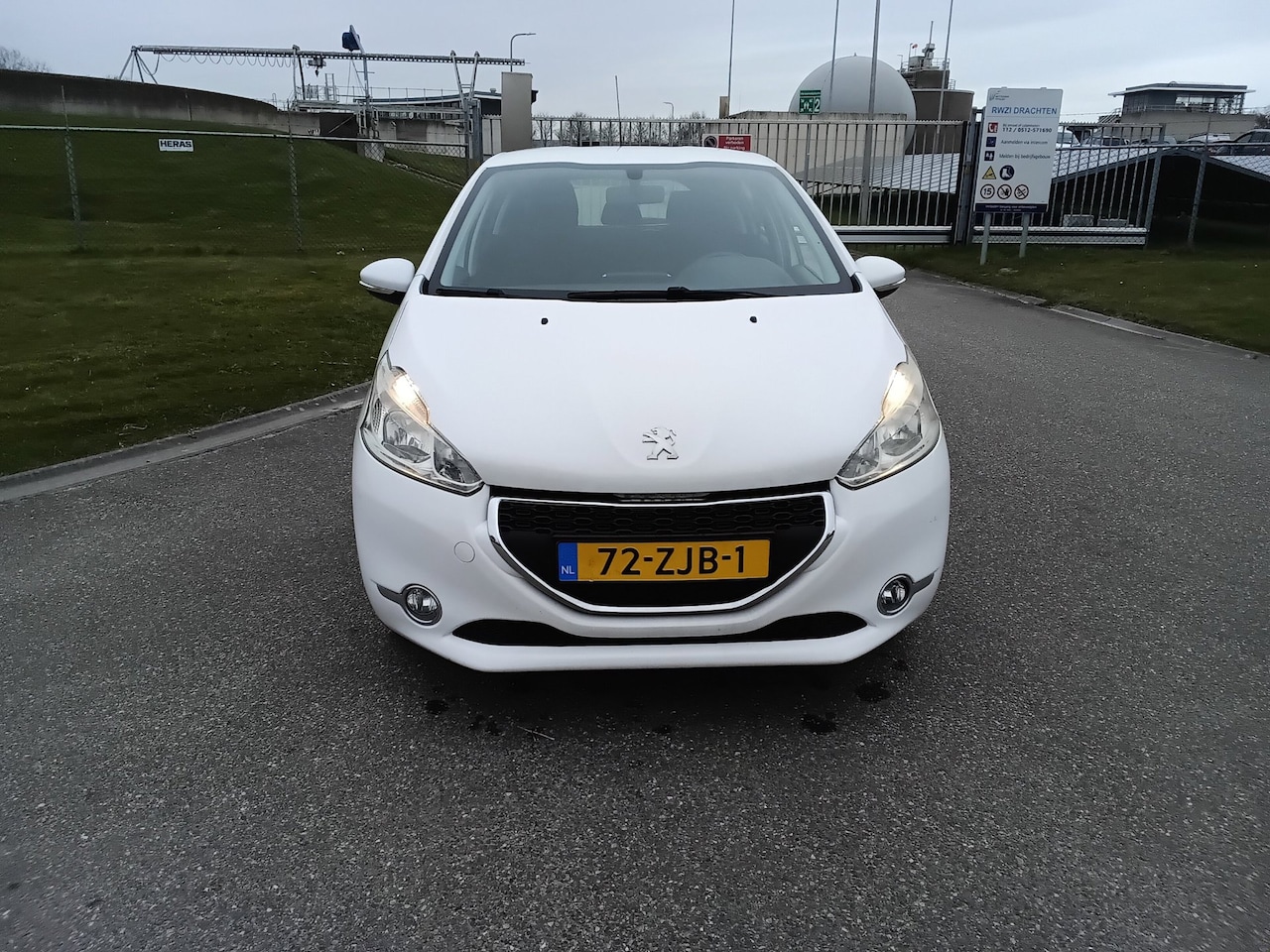 Peugeot 208 - 1.2 Vti Access 1.2 VTi Access