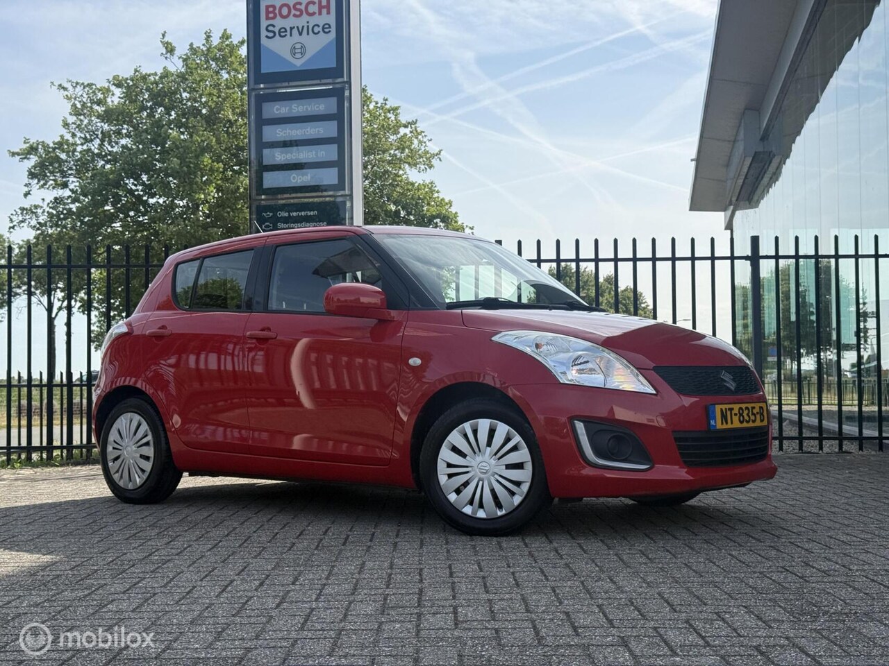 Suzuki Swift - 1.2 Dynamic | 5 deurs | Airco | Nieuwe APK - AutoWereld.nl