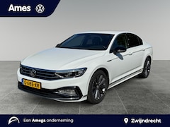 Volkswagen Passat - 1.5 150pk TSI Elegance Business R Vooruit verwarmbaar | Velgen 'Liverpool' 18 inch lichtme