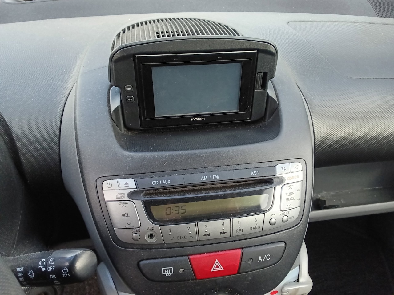 Toyota Aygo - 1.0-12V Comfort Navigator 1.0-12V Comfort Navigator