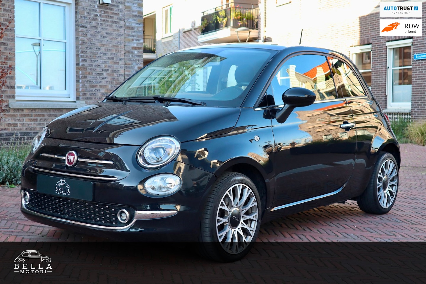 Fiat 500 - 1.2 Lounge| RIJKLAARPRIJS | Apple CarPlay & Android Auto | Navigatie | Panoramadak - AutoWereld.nl
