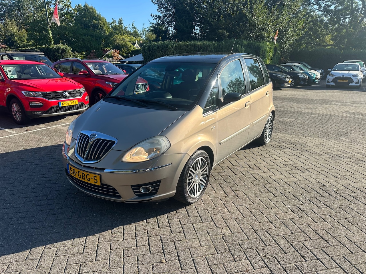 Lancia Musa - 1.4-16V Platino 1.4-16V Platino , automaat , panoramadak - AutoWereld.nl