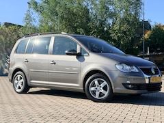 Volkswagen Touran - 1.6 Trendline