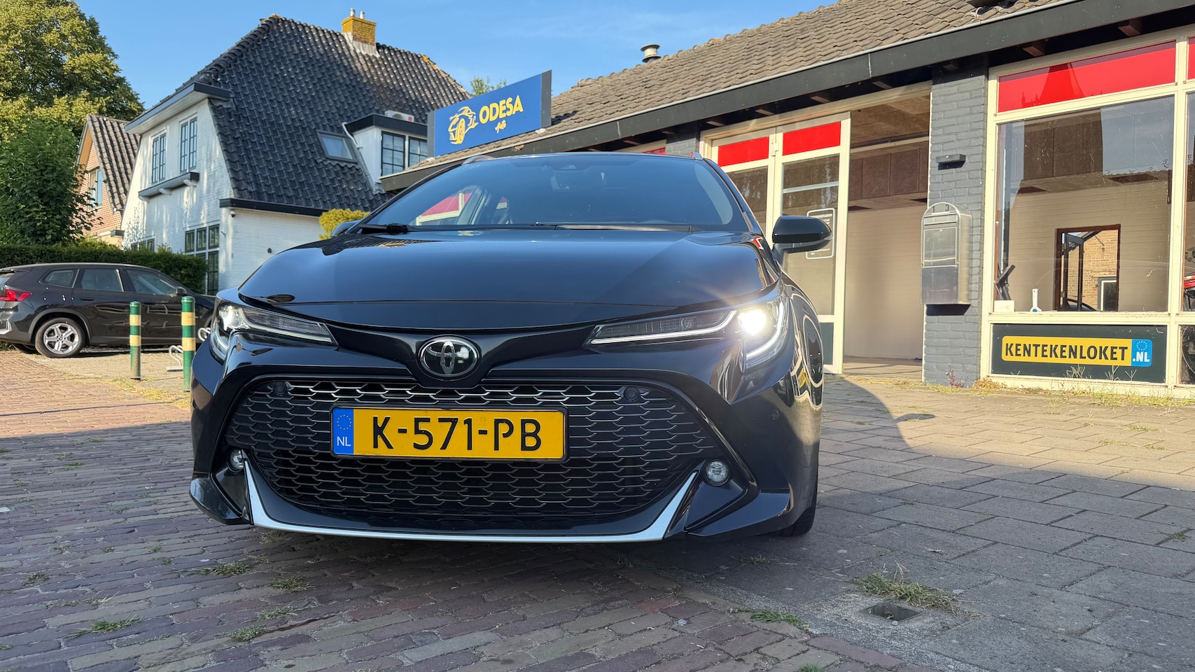 Toyota Corolla Touring Sports - 1.8 Hybrid GR Sport - AutoWereld.nl