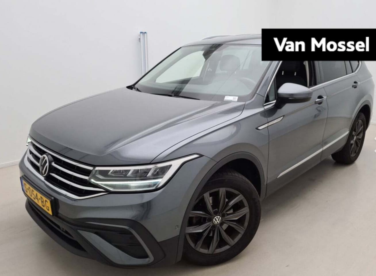 Volkswagen Tiguan Allspace - 1.5 TSI Life Business 7p. 150 PK | Automaat | Navigatie | Parkeersensoren | Stoelverwarmin - AutoWereld.nl