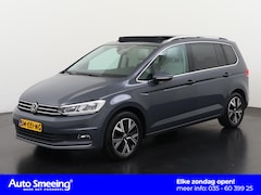 Volkswagen Touran - 1.5 TSI Highline DSG | 7 Persoons | Leder | Trekhaak | Panoramadak | Zondag Open