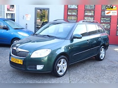 Skoda Fabia Combi - 1.4-16V Sport, Clima, Groot Scherm,