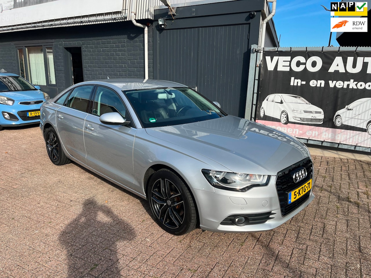 Audi A6 Limousine - 2.0 TFSI Pro Line Plus leer navi pdc nieuwstaat dealer onderhouden - AutoWereld.nl