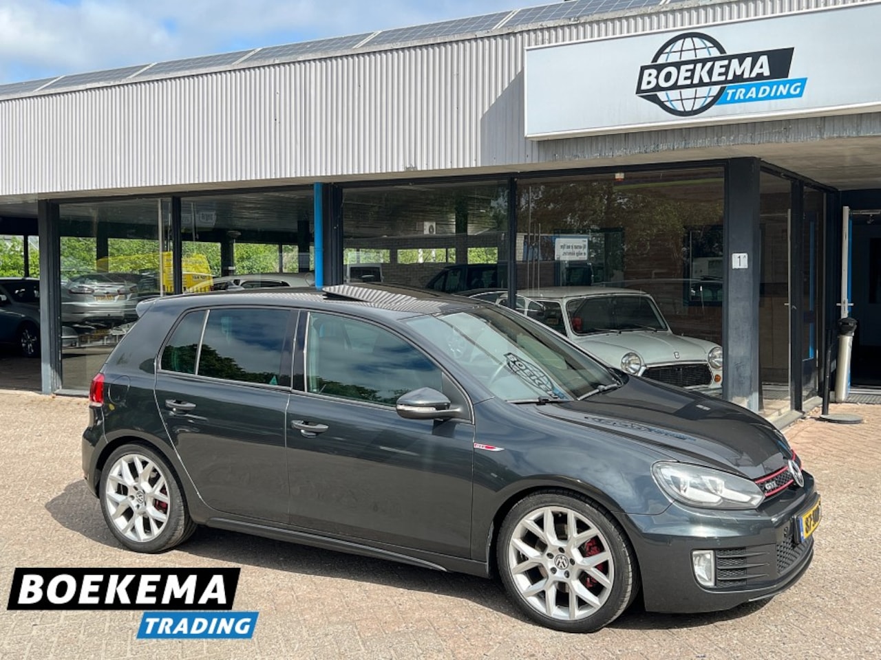 Volkswagen Golf - 2.0 GTI 211PK Leer Open-Dak Navigatie Stoelverw. Cruise - AutoWereld.nl