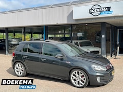 Volkswagen Golf - 2.0 GTI 211PK Leer Open-Dak Navigatie Stoelverw. Cruise