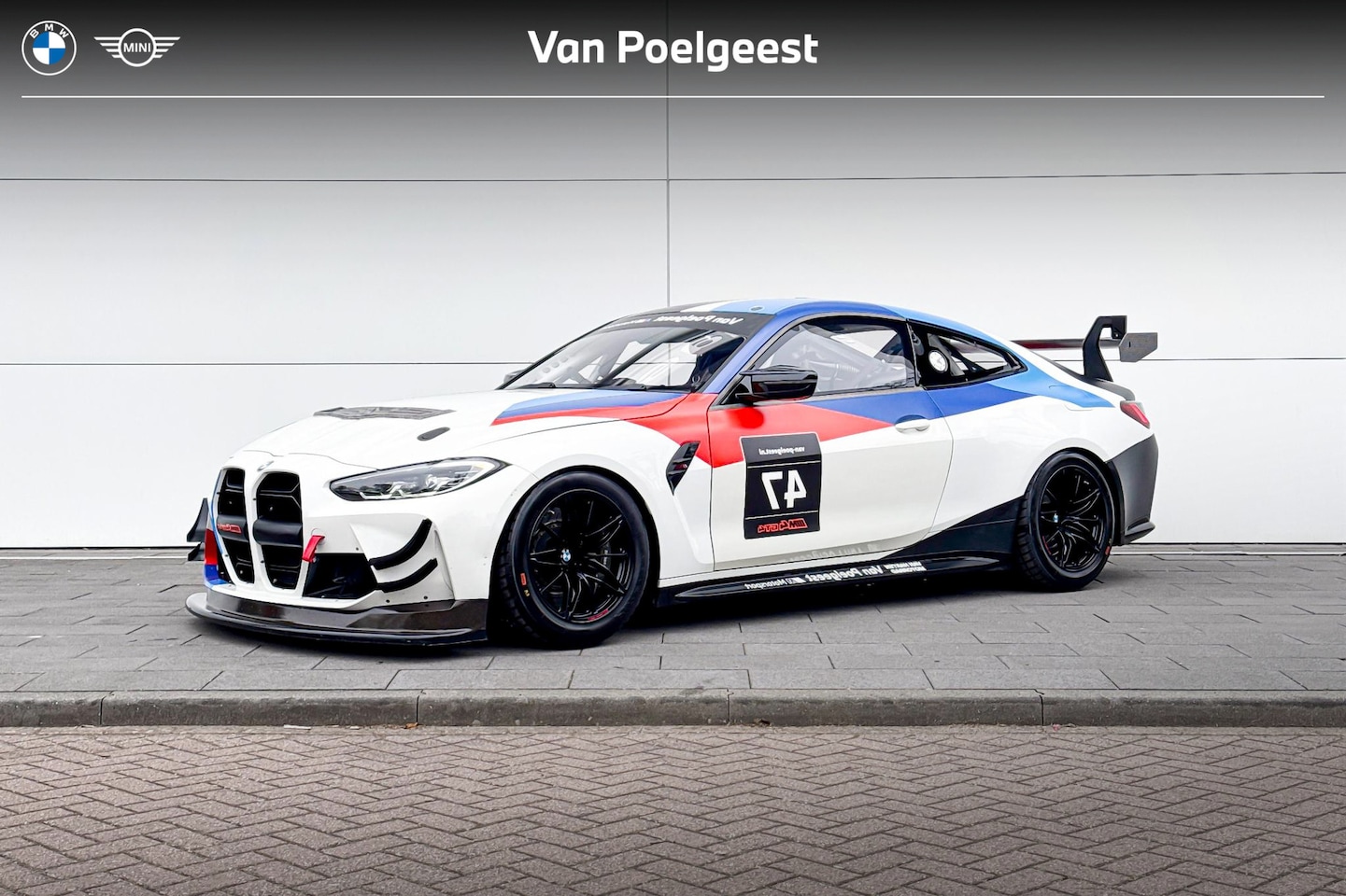 BMW M4 - GT4 405kW - AutoWereld.nl