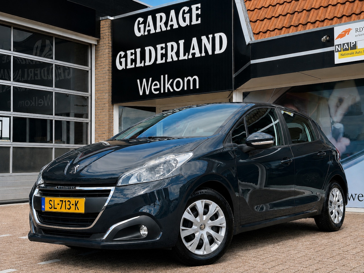 Peugeot 208 - 1.2 PureTech Blue Lion | Navi | Full-Led | Apple/Android | Airco | Cruise | Full-option! - AutoWereld.nl