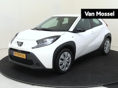 Toyota Aygo X - 1.0 VVT-i 72 PK MT Play Mediascherm | Camera | Airco | Bluetooth | Lichtsensor | Apple Car