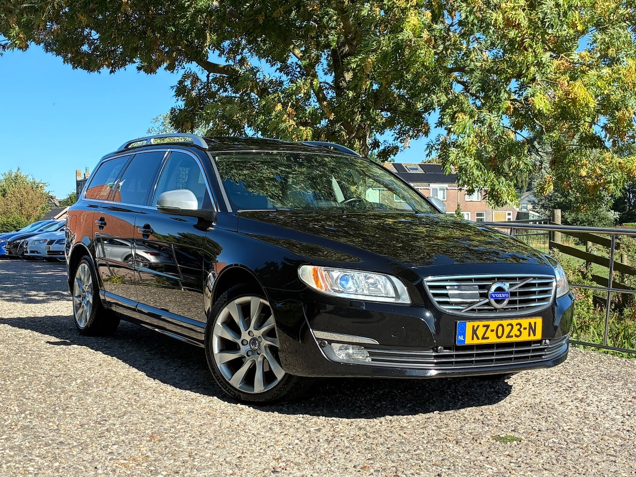 Volvo V70 - 2.0 D3 Polar+ | Schuif/kanteldak + Harman/Kardon + Leder Nu € 7.975,-!!! - AutoWereld.nl